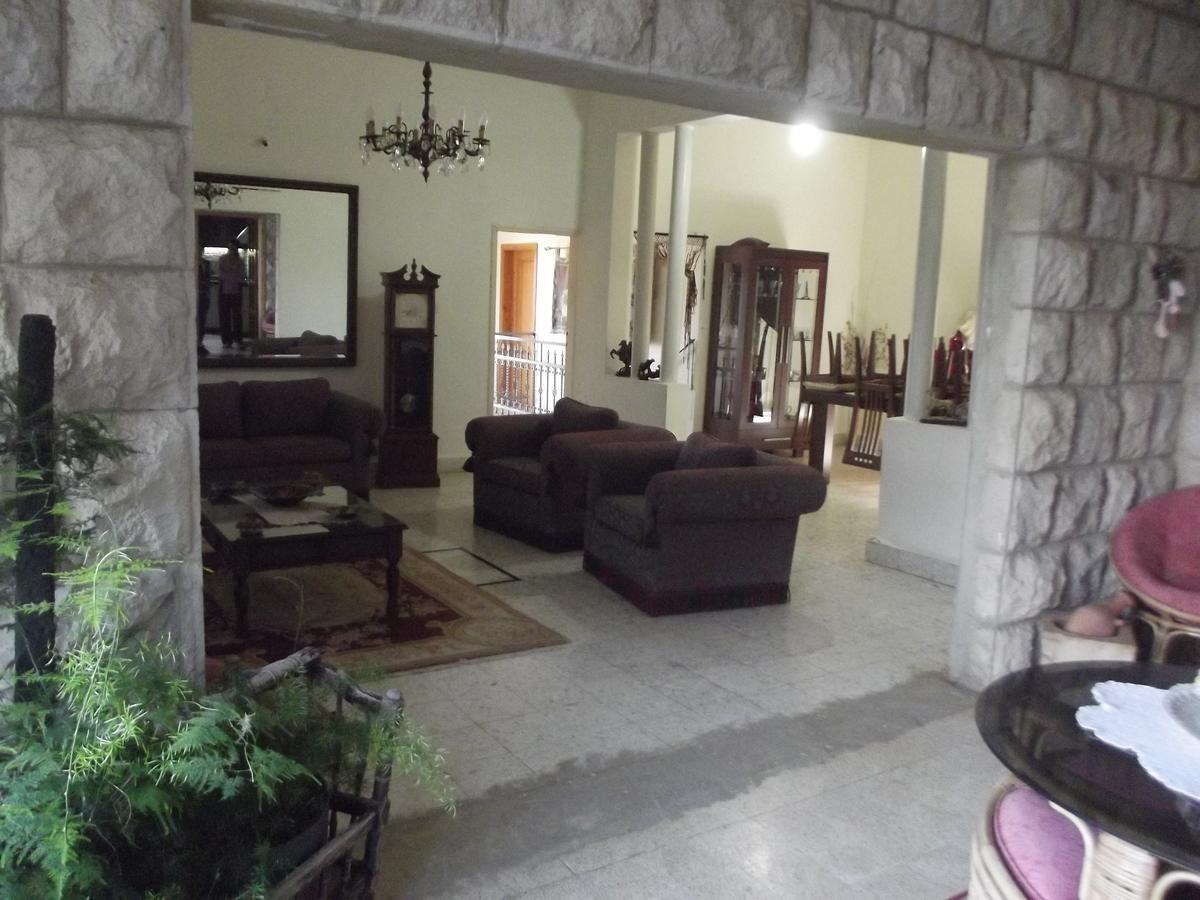 Mresty Guest House Mtolle Ngoại thất bức ảnh
